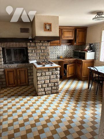 🏡 À vendre ? Maison de village avec terrasse à Brusque (Aveyron)

Située dans la part...