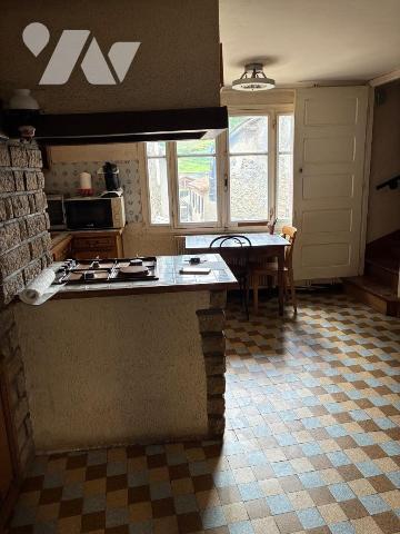 🏡 À vendre ? Maison de village avec terrasse à Brusque (Aveyron)

Située dans la part...