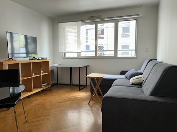 Appartement Paris 2 pièce(s) 50.42 m2