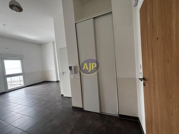 Location appartement Nantes : 453 € - AJP Immobilier Nantes Sud