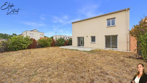 Maison
         6 pièces
        - 124 m² 288 700 € *