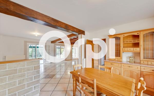 Maison à vendre    7 pièces • 250 m2 Verneuil-en-Halatte