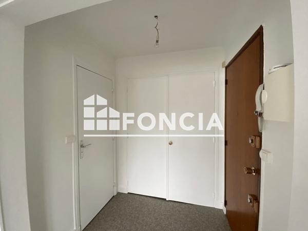 Location Studio 26.06 m² - 40 AVENUE LECLERC Charleville Mezieres 08000