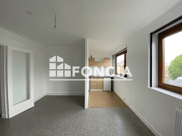 Location Studio 26.06 m² - 40 AVENUE LECLERC Charleville Mezieres 08000