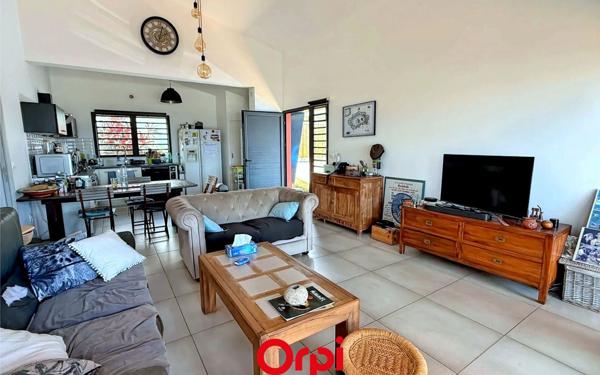 Maison à vendre    4 pièces •  Saint-Leu