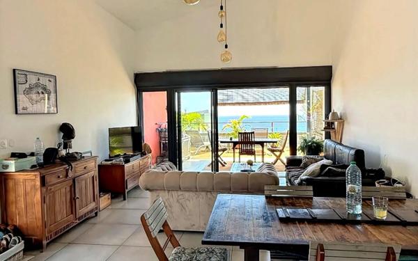 Maison à vendre    4 pièces •  Saint-Leu