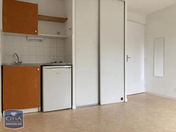 Appartement à louer 1 pièce 18.5m²