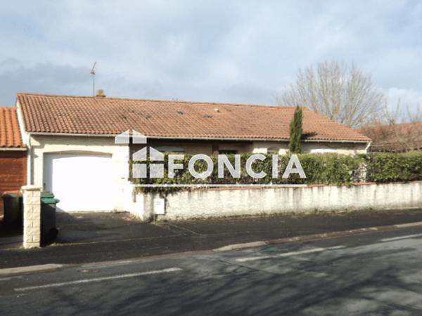 Location Maison 4 pièces 95.09 m² - 66 RUE DE ROMAGNE Niort 79000