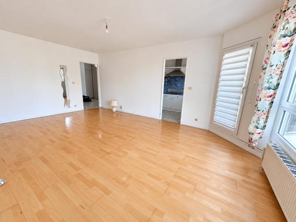 APPARTEMENT 86 M² HAB + GARAGE ET CAVE