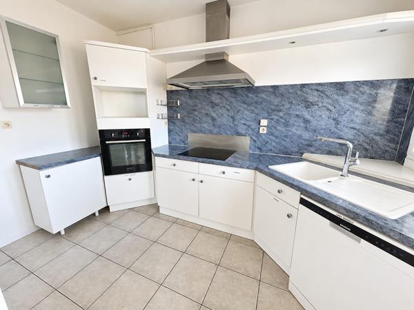APPARTEMENT 86 M² HAB + GARAGE ET CAVE