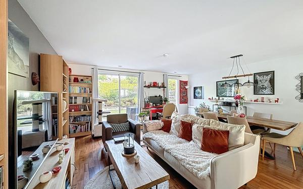 Maison à vendre    5 pièces • 84 m2 Voisins-le-Bretonneux