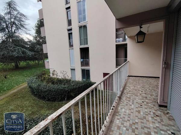 Appartement à louer 3 pièces 77.44m²