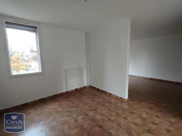 Appartement à louer 3 pièces 77.44m²