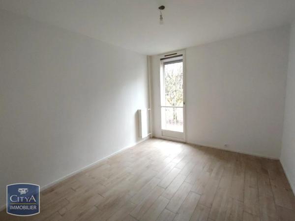 Appartement à louer 3 pièces 77.44m²