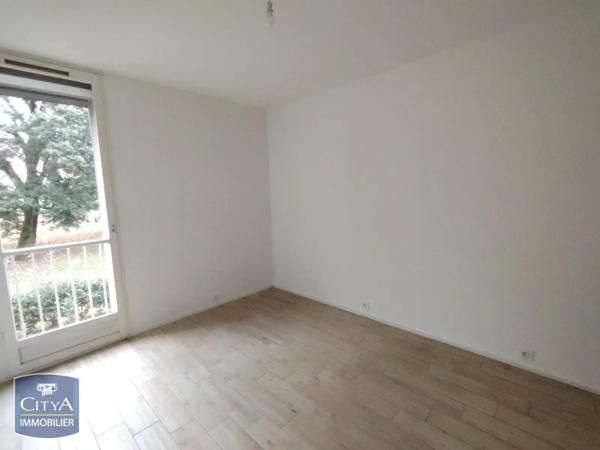 Appartement à louer 3 pièces 77.44m²