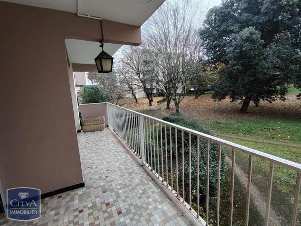 Appartement à louer 3 pièces 77.44m²