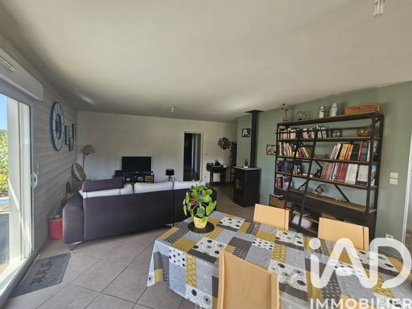 Maison à vendre 4 pièces 108 m² Roullet-Saint-Estèphe