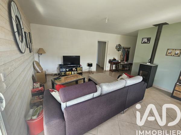 Maison à vendre 4 pièces 108 m² Roullet-Saint-Estèphe