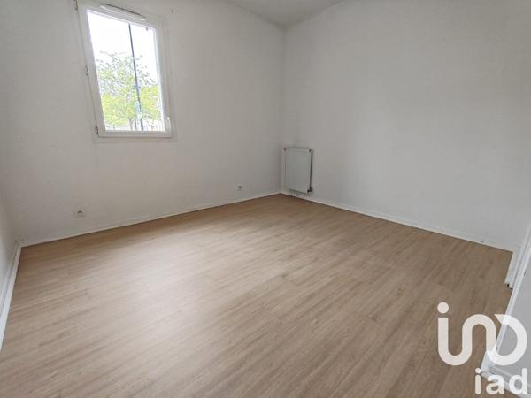 Appartement 3 pièces de 59 m² à Saint-Pierre-du-Perray (91280)