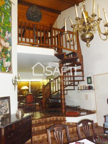 Maison d'architecte pleine de charme à visiter..