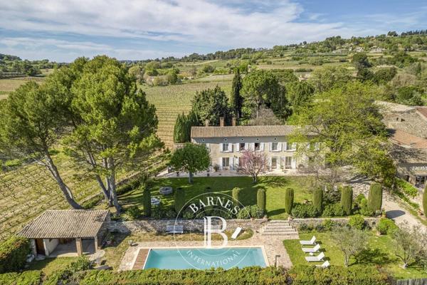 Vaison-la-Romaine, Maison 8 Chambres -  380 m² à vendre