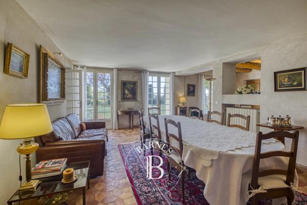 Vaison-la-Romaine, Maison 8 Chambres -  380 m² à vendre