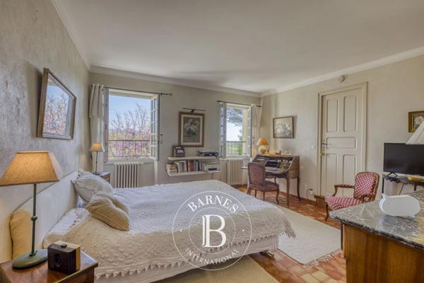 Vaison-la-Romaine, Maison 8 Chambres -  380 m² à vendre