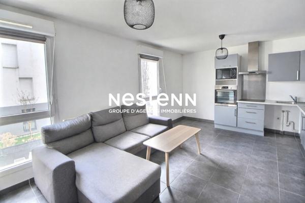 Secteur Centre ville - proche Traway T4 et metro ligne D- lumineux T2 avec balcon sans vis à vis et garage