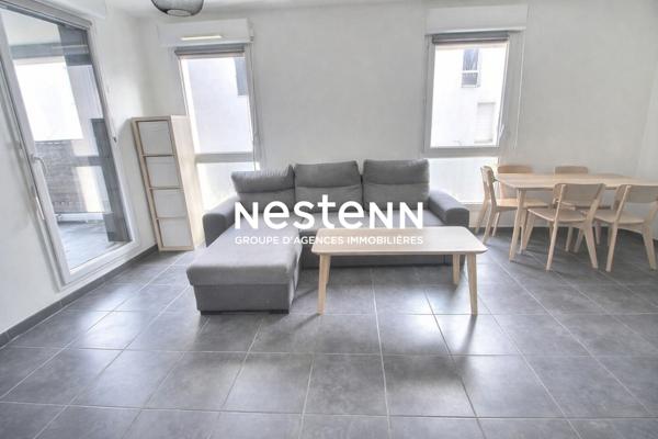 Secteur Centre ville - proche Traway T4 et metro ligne D- lumineux T2 avec balcon sans vis à vis et garage