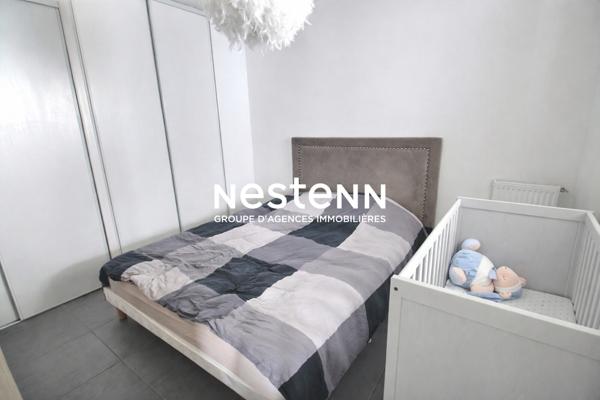 Secteur Centre ville - proche Traway T4 et metro ligne D- lumineux T2 avec balcon sans vis à vis et garage