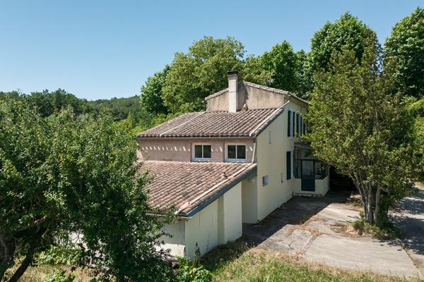 CARCASSONNE – VERZEILLE Maison de Campagne 181m² (150m² hab.) avec 2 logements et grand jardin