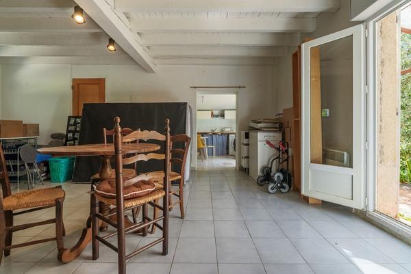 CARCASSONNE – VERZEILLE Maison de Campagne 181m² (150m² hab.) avec 2 logements et grand jardin
