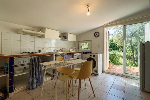 CARCASSONNE – VERZEILLE Maison de Campagne 181m² (150m² hab.) avec 2 logements et grand jardin