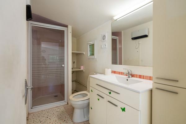 CARCASSONNE – VERZEILLE Maison de Campagne 181m² (150m² hab.) avec 2 logements et grand jardin
