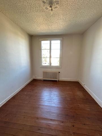 "MAISON LE MANS 3 PIECES 82M2"