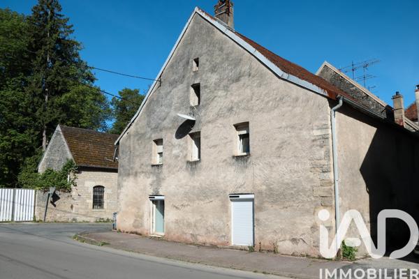Maison à vendre 7 pièces 180 m² Fraisans