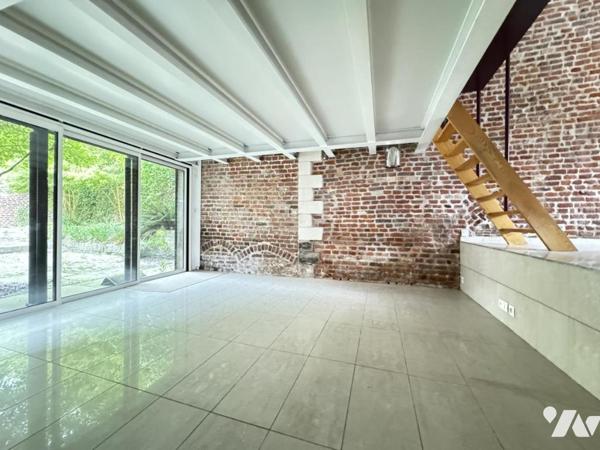Ensemble immobilier Valenciennes centre ville immeuble de bureaux + habitation et parkings