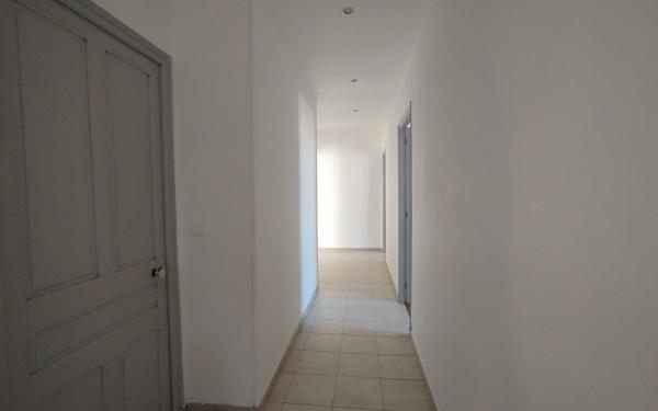 Appartement à louer    4 pièces • 89,08 m2 Joyeuse