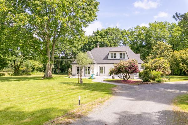 Maison 150 m2 + dépendance