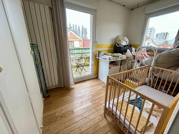 Appartement Poissy 3 pièces 52 m2 €245 000 ** - Référence 9067