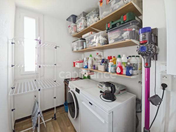 Appartement rénové à vendre 3 chambres