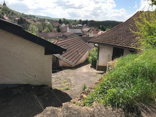 Maison sur les hauteurs de ROUGEMONT