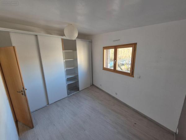 Local mixte (Professionnel/Habitation) à vendre à Onet-le-Château dans l'Aveyron (12850), ref : 1191