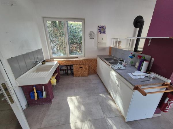 Local mixte (Professionnel/Habitation) à vendre à Onet-le-Château dans l'Aveyron (12850), ref : 1191