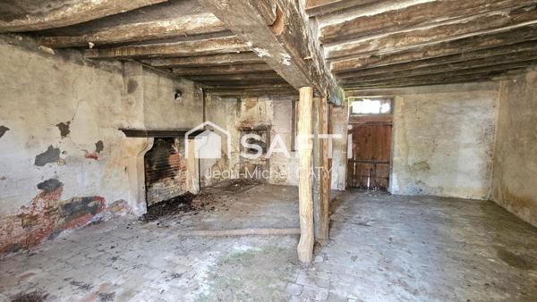 MAISON ANCIENNE A RENOVER OU ESPACE DE STOCKAGE