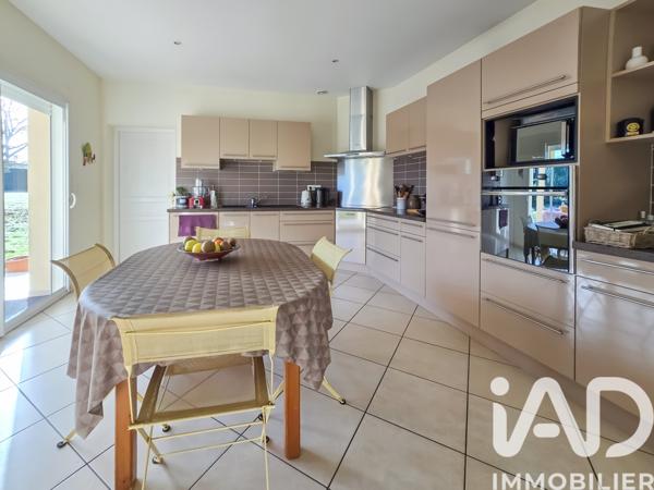 Maison à vendre 8 pièces 204 m² Montauban