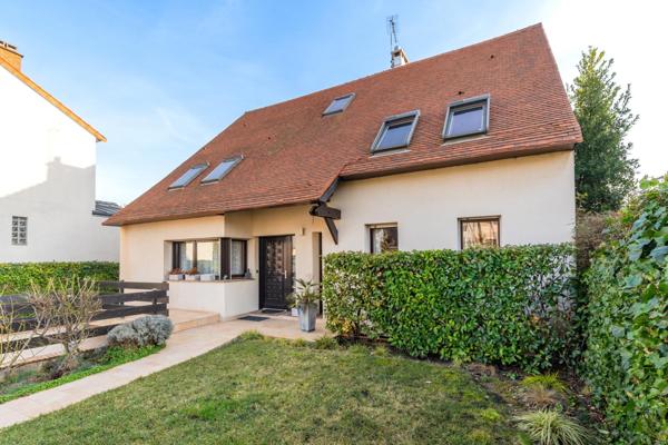 FERMETTES MAISON 244m2 7P 5CH S/SOL