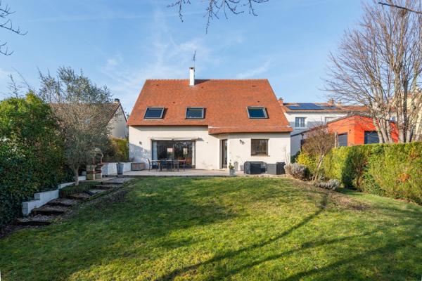 FERMETTES MAISON 244m2 7P 5CH S/SOL