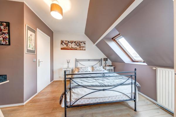 FERMETTES MAISON 244m2 7P 5CH S/SOL