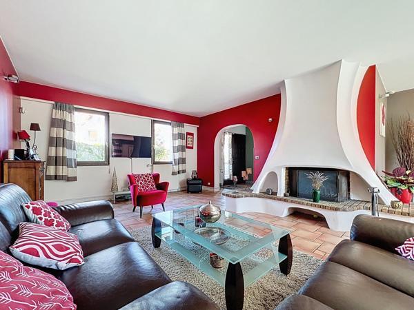 FERMETTES MAISON 244m2 7P 5CH S/SOL